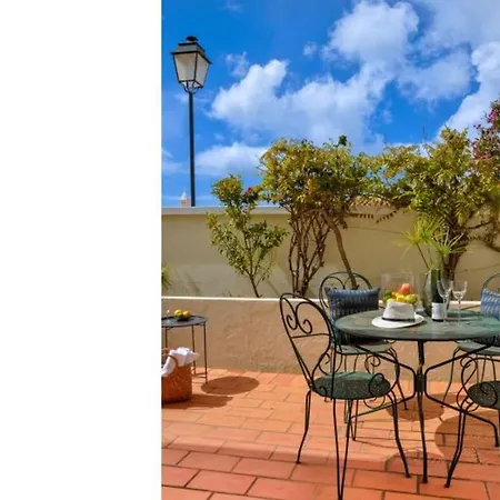 Lejlighed 2br Duplex Townhouse With Access To Pool - 5mn To By Lovelystay